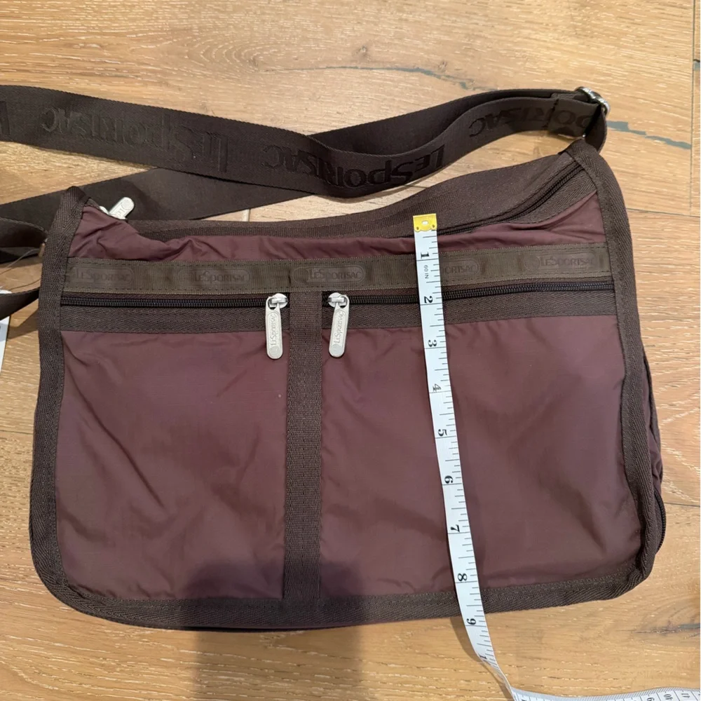 LeSportsac NWT Deluxe Everyday Bag Brown - Picture 3 of 8